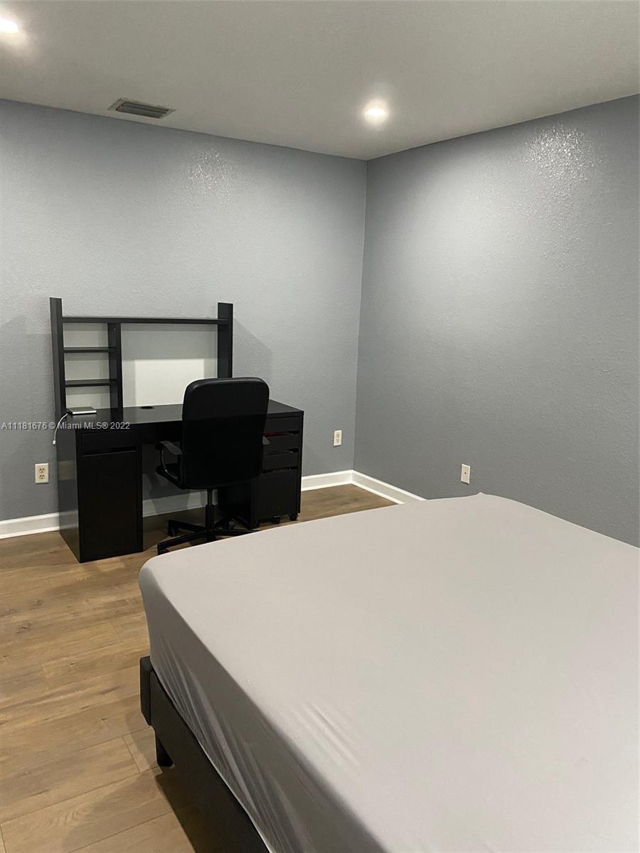 BELLA COLINA CONDO - Residential Lease