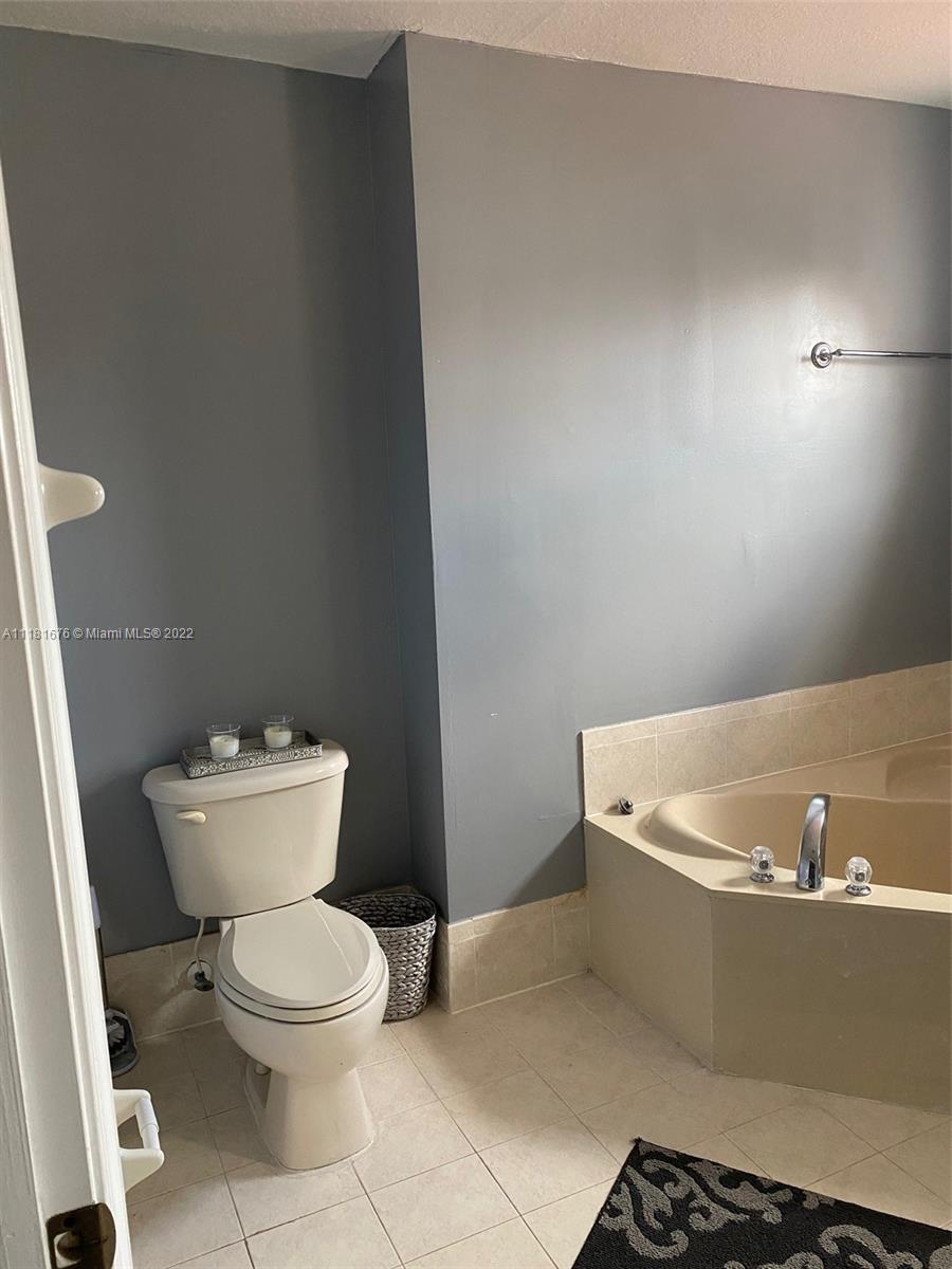 BELLA COLINA CONDO - Residential Lease