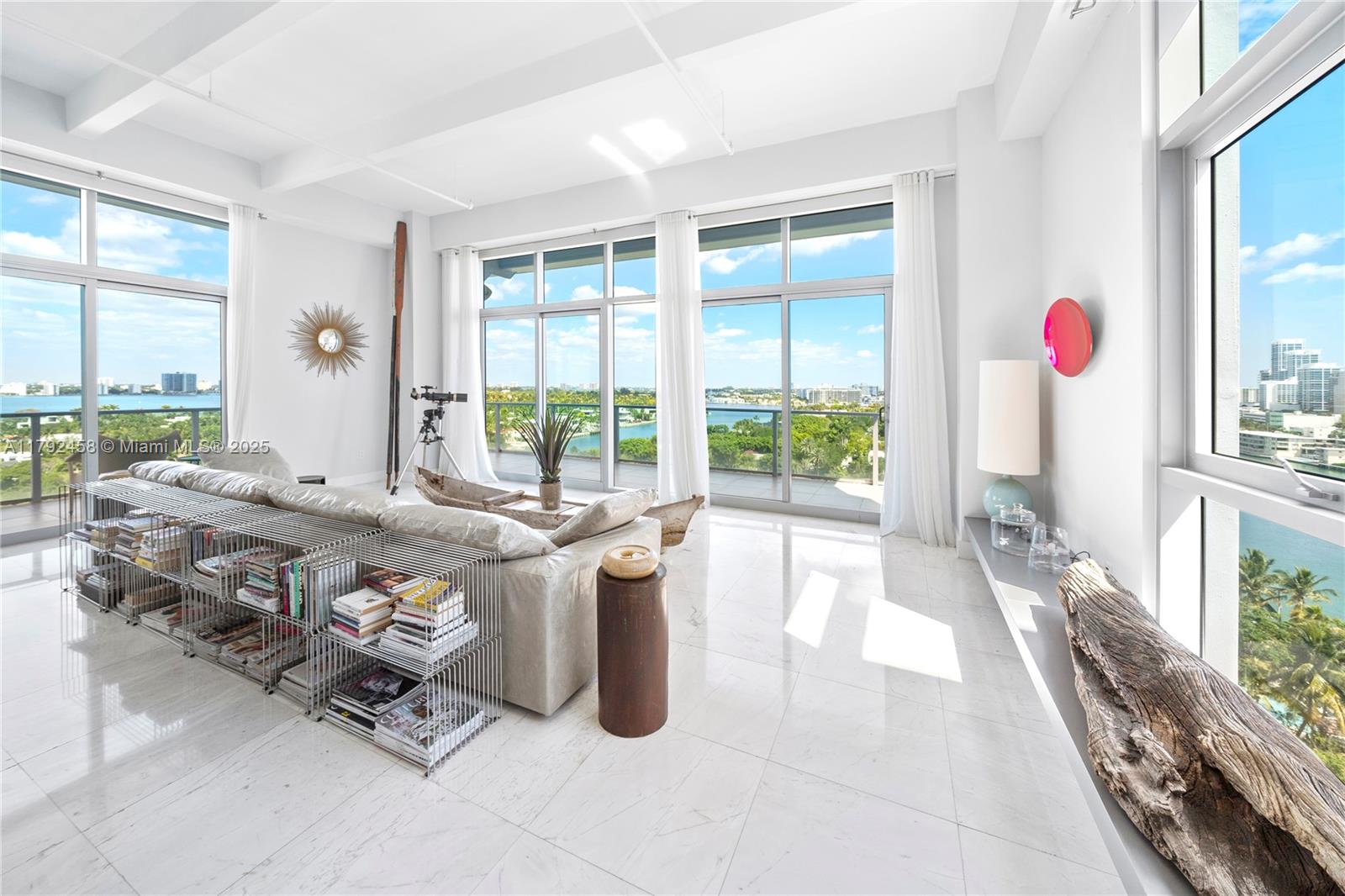 CHATHAM AT AQUA CONDO - Residential