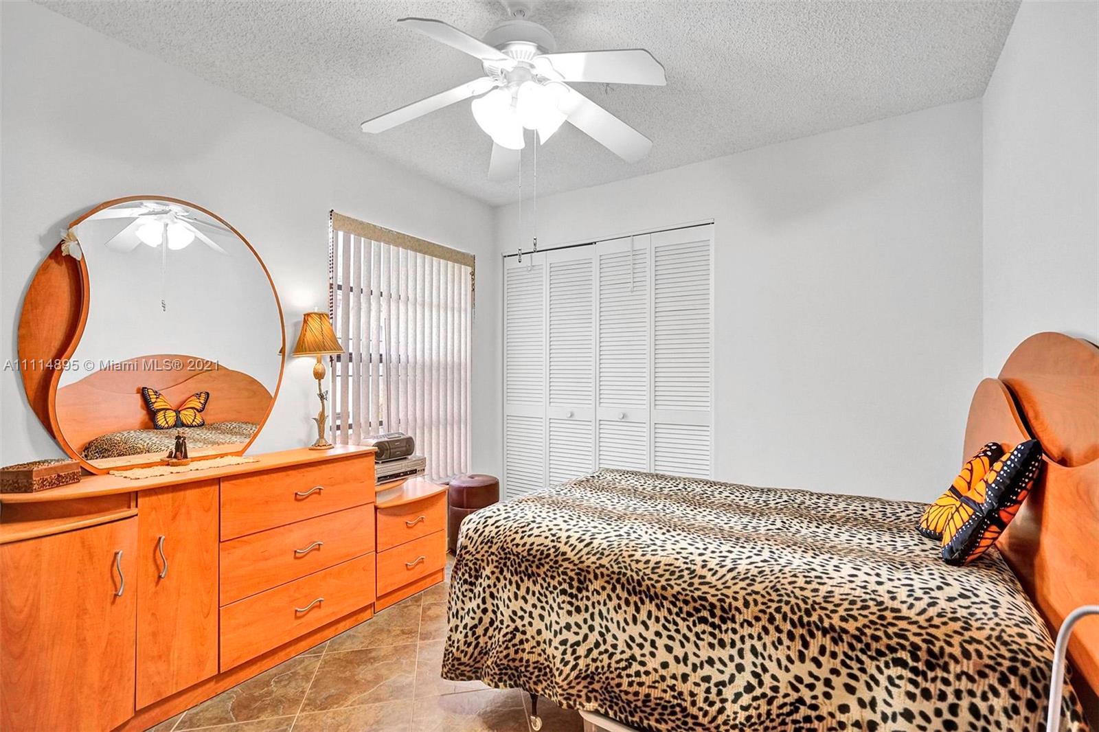 MAPLEWOOD - Residential