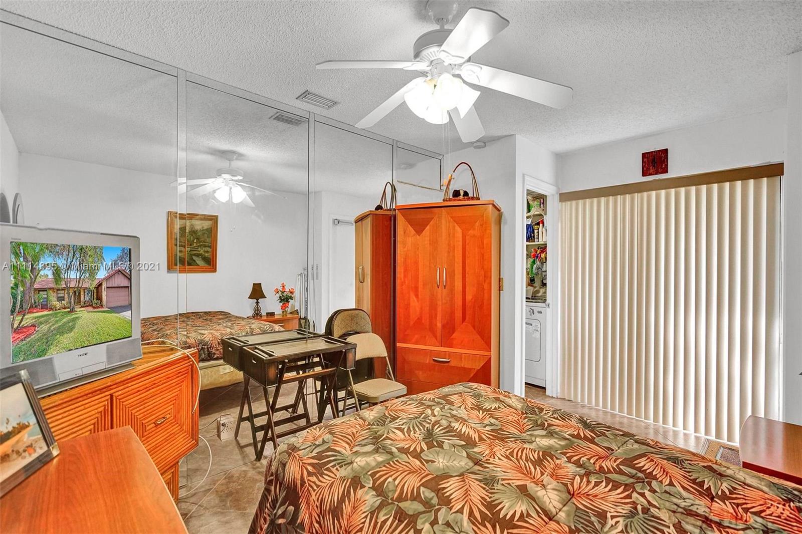MAPLEWOOD - Residential