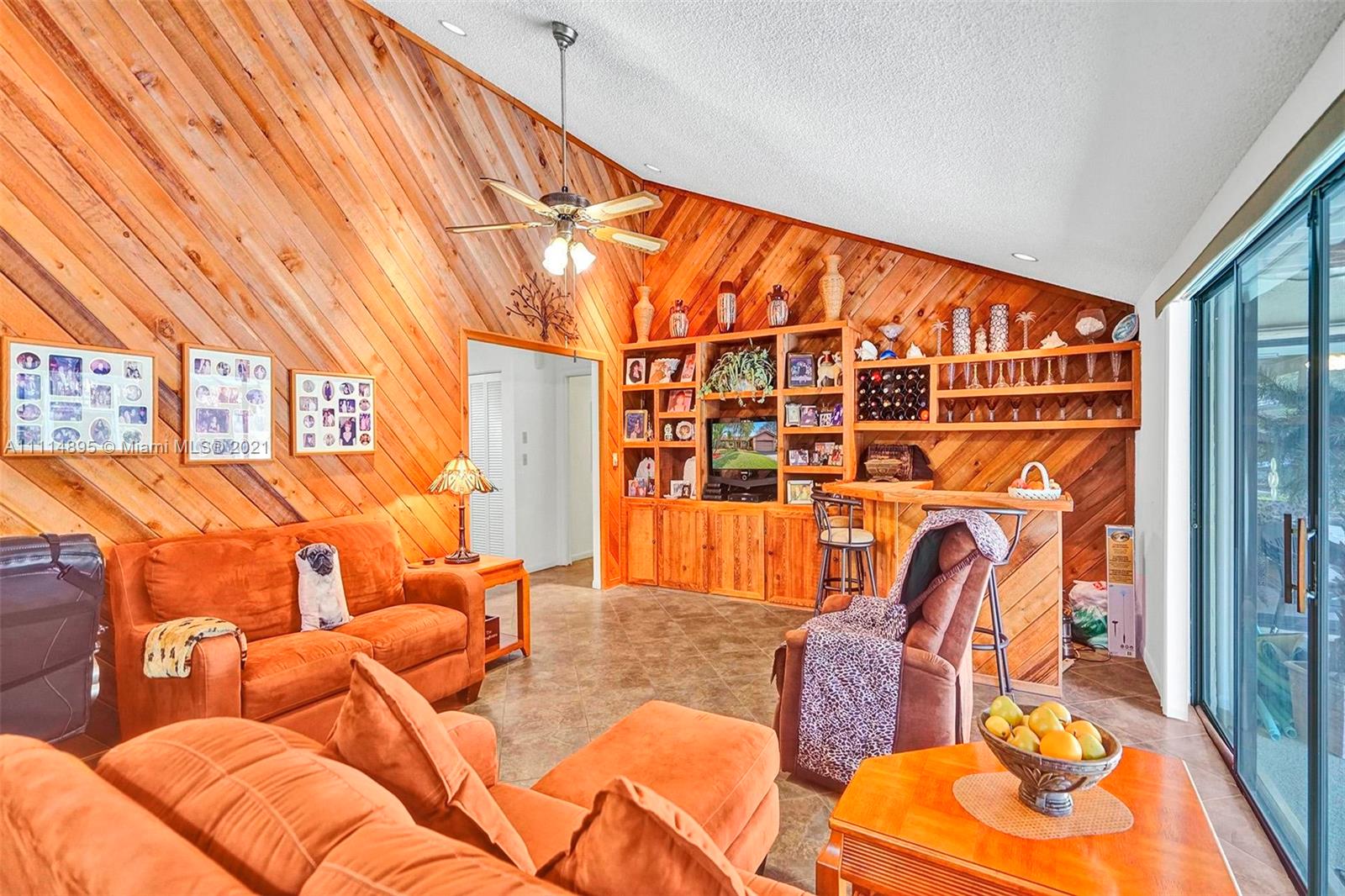 MAPLEWOOD - Residential