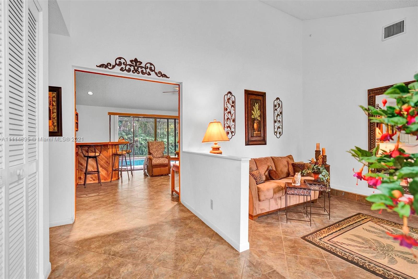 MAPLEWOOD - Residential