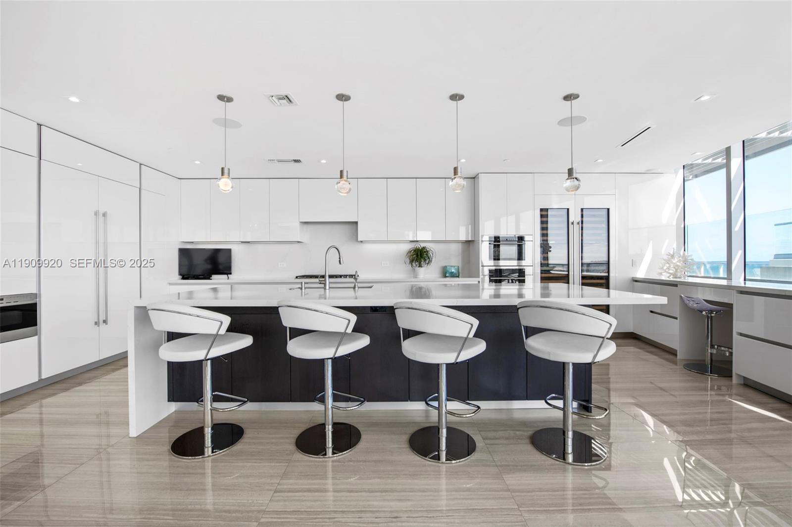 2200 FORT LAUDERDALE BEAC - Residential