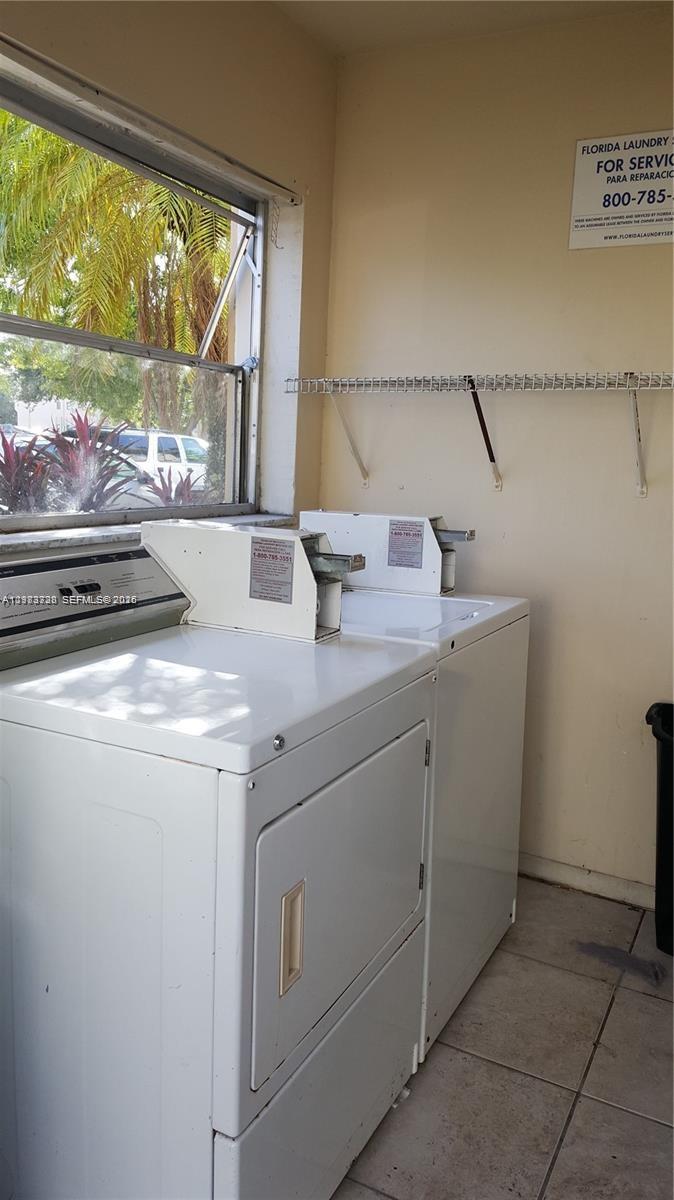 VILLAS AT CORAL SPRINGS - Residential
