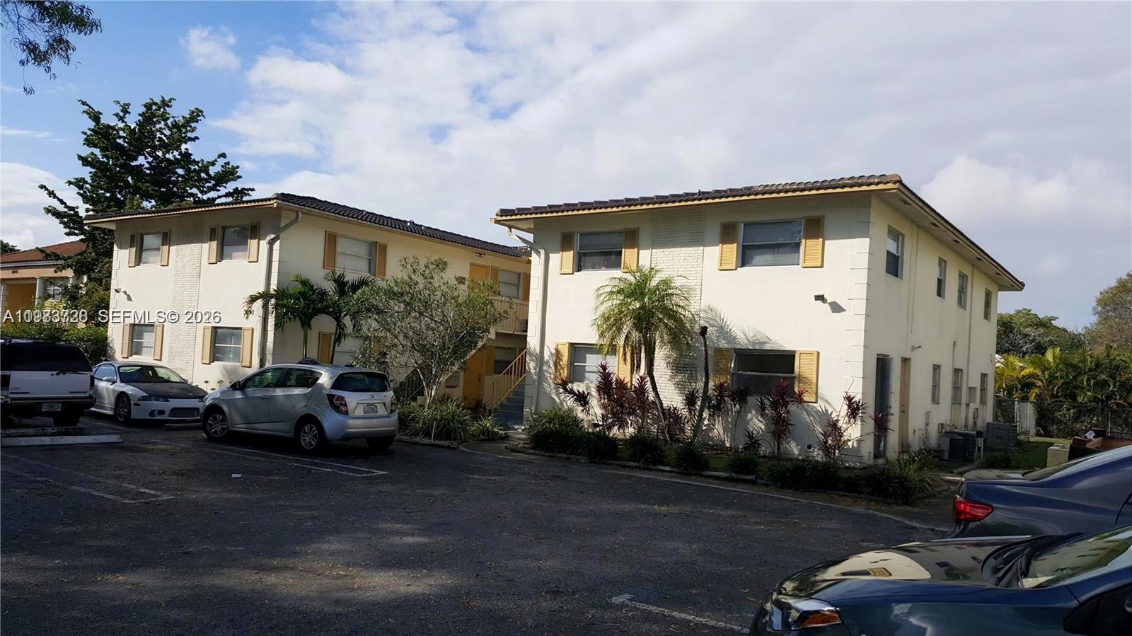VILLAS AT CORAL SPRINGS - Residential