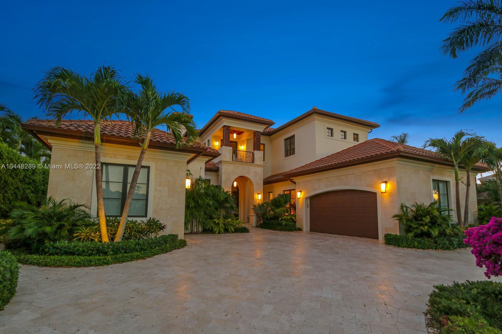 ADMIRALS COVE - Residential