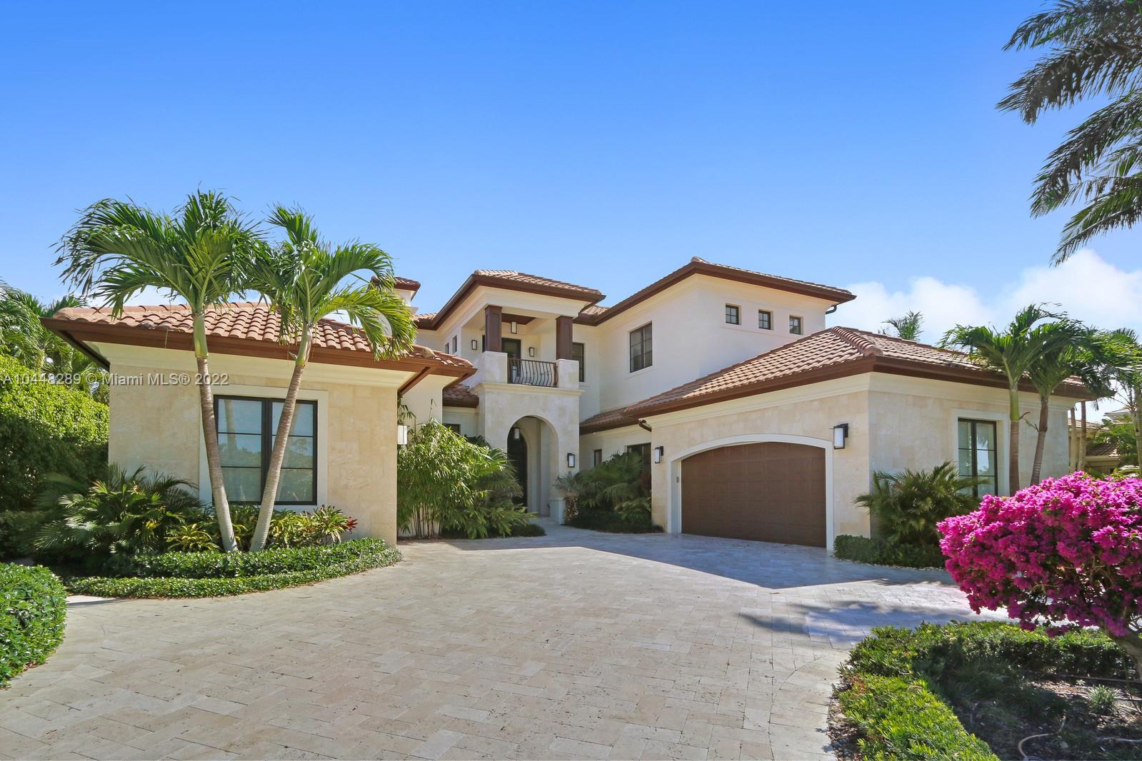 ADMIRALS COVE - Residential