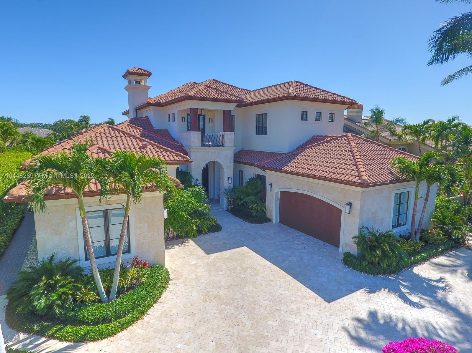 ADMIRALS COVE - Residential