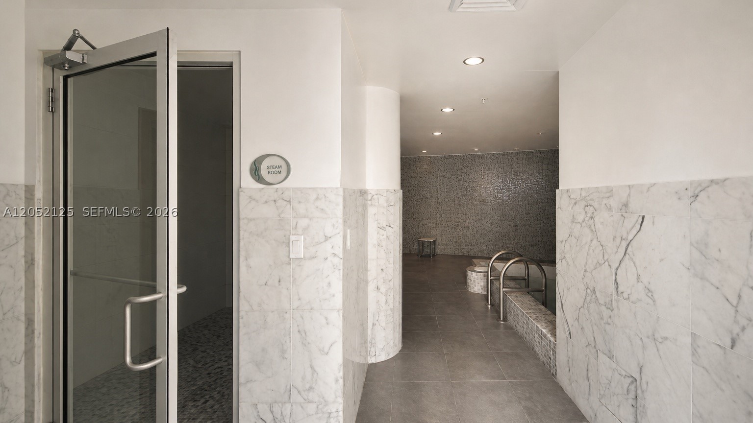 VIZCAYNE SOUTH CONDO - Residential Lease