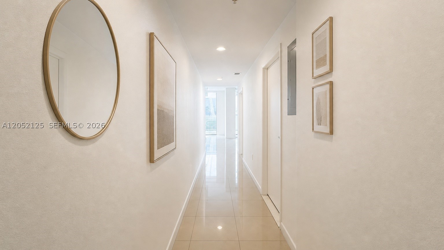 VIZCAYNE SOUTH CONDO - Residential Lease