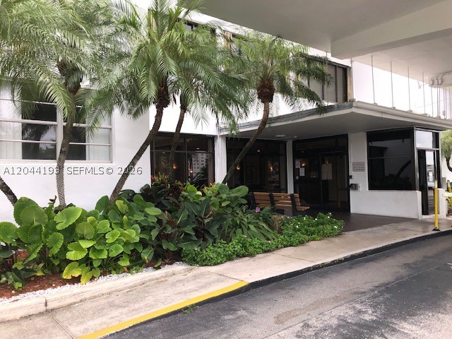 ADMIRALS PORT CONDO WEST - Residential