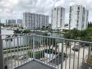 ADMIRALS PORT CONDO WEST - Residential