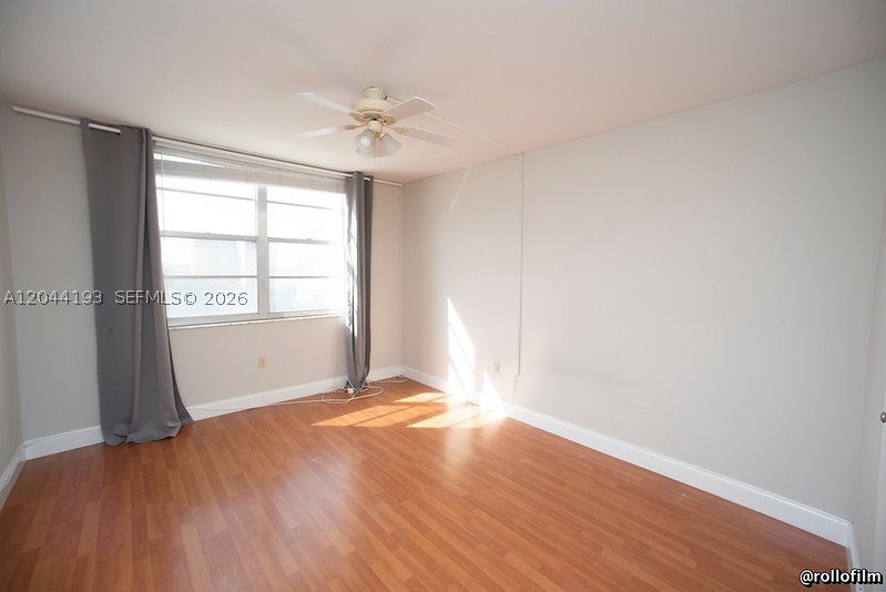 ADMIRALS PORT CONDO WEST - Residential