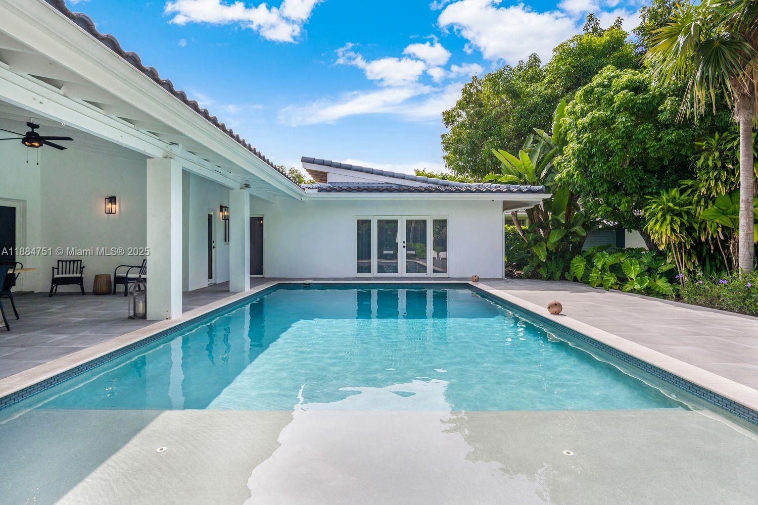 LOS PINOS - Residential