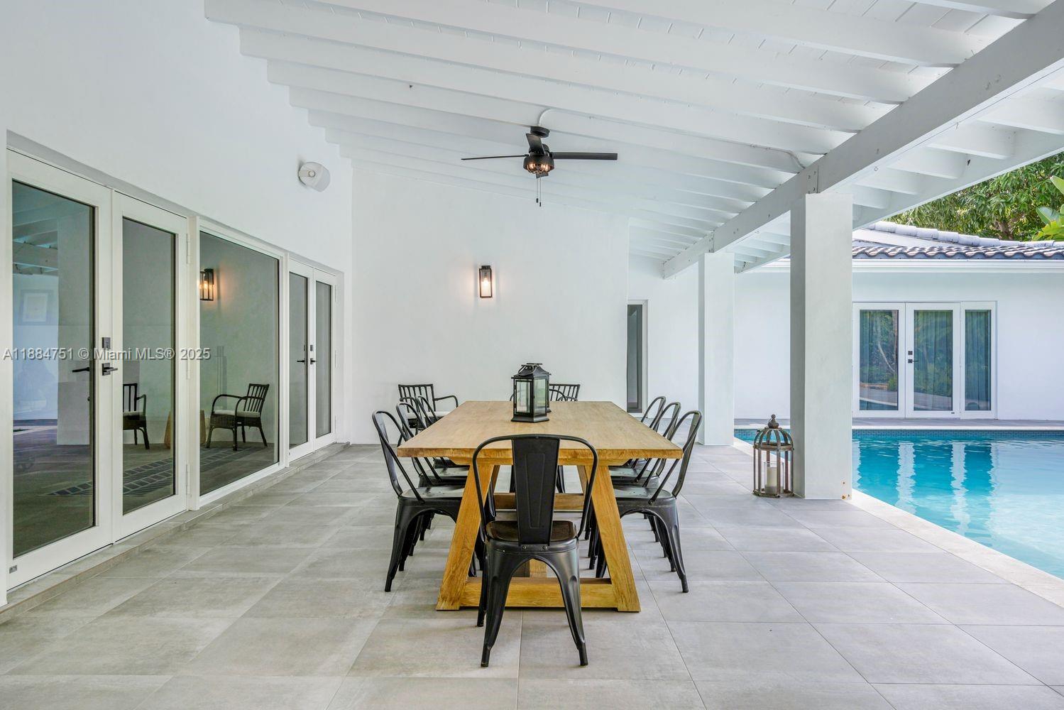 LOS PINOS - Residential