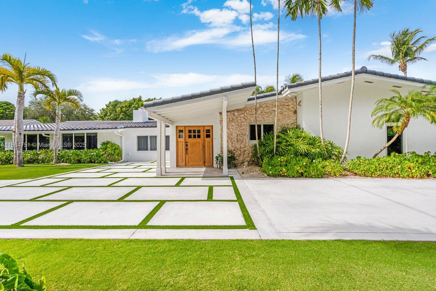 LOS PINOS - Residential