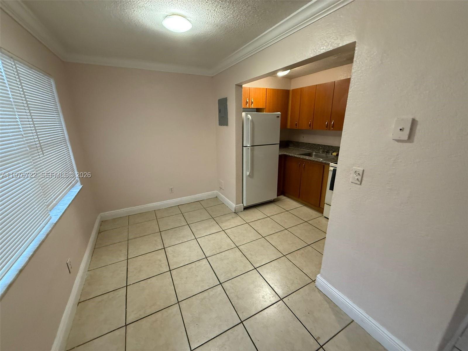 PALMS AT DANIA BEACH COND - Residential