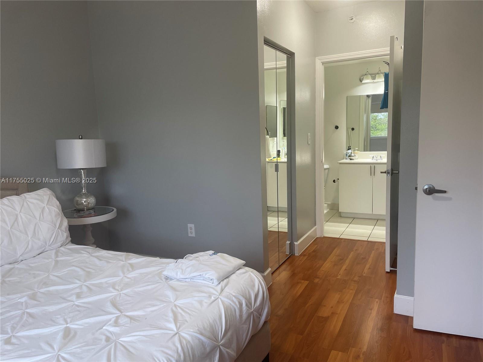 PARADISE POINTE CONDO - Residential Lease