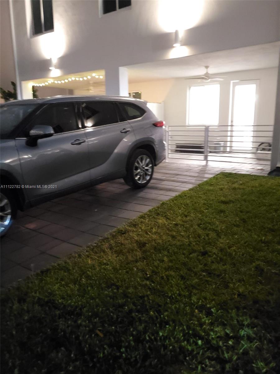 LANDMARK AT DORAL CONDO N - Residential