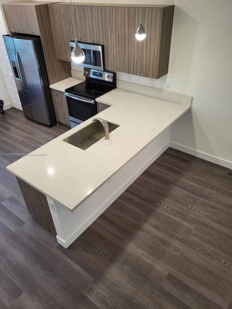 LANDMARK AT DORAL CONDO N - Residential