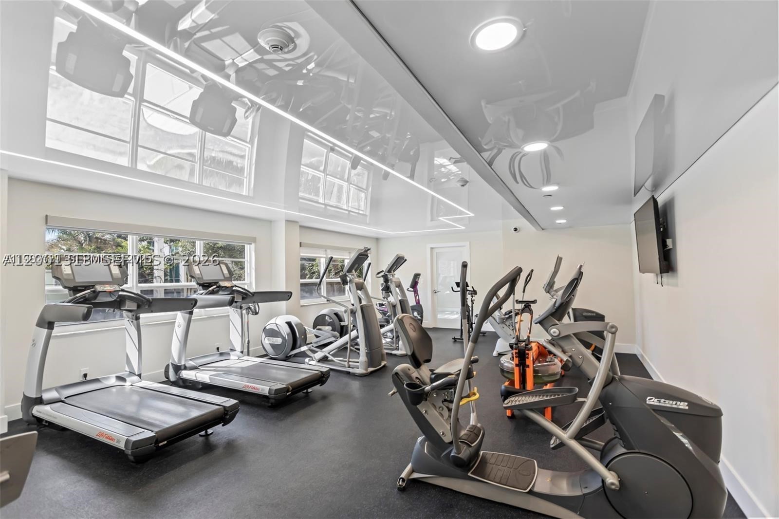 ESSEX TOWER CONDO - Residential