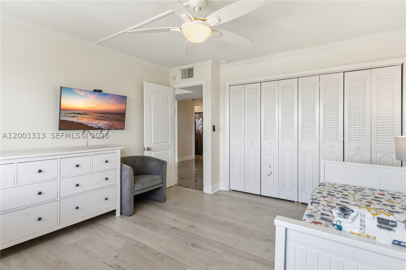 ESSEX TOWER CONDO - Residential