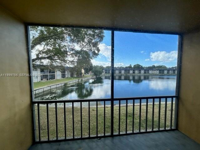 VERSAILLES GARDENS CONDO - Residential