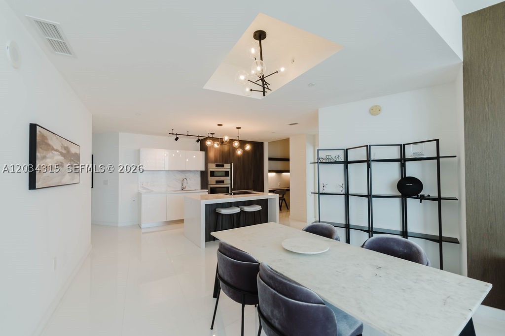 PARAMOUNT MIAMI WORLDCENT - Residential