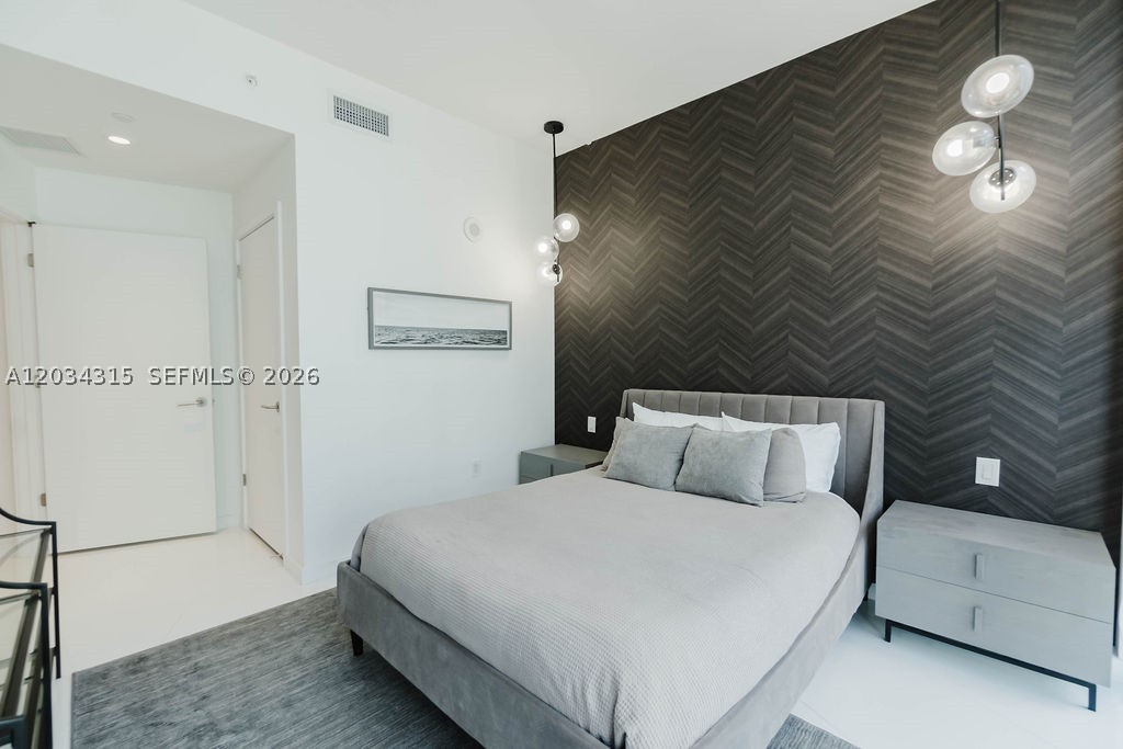 PARAMOUNT MIAMI WORLDCENT - Residential