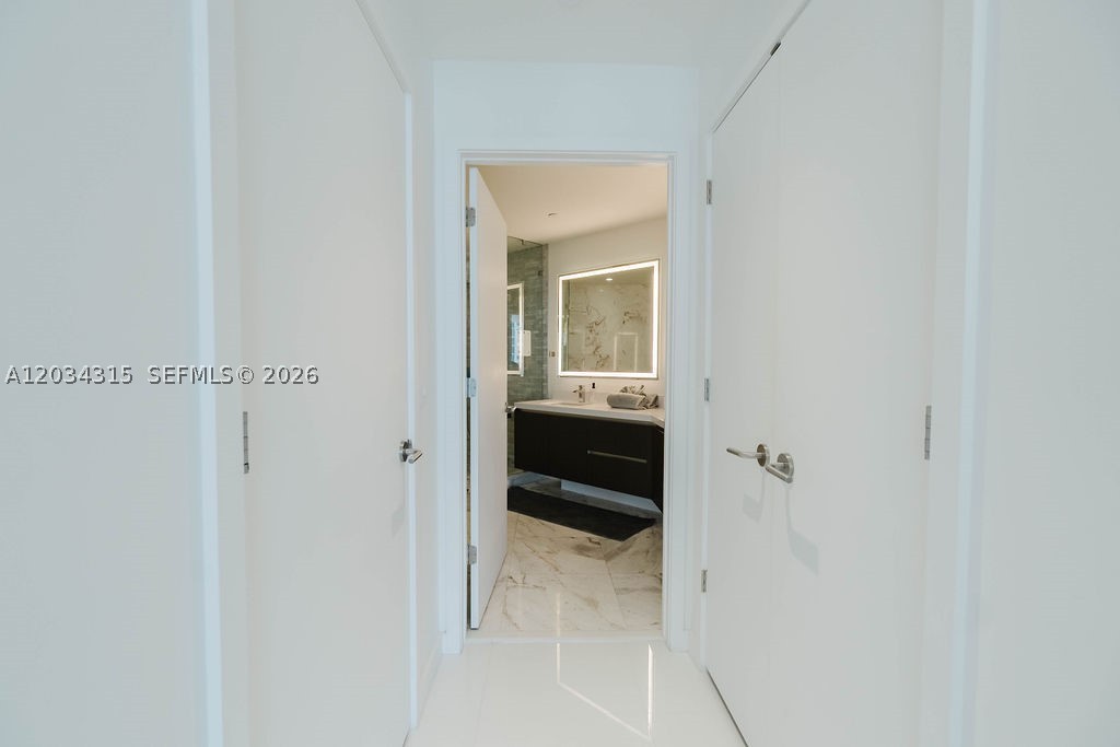 PARAMOUNT MIAMI WORLDCENT - Residential