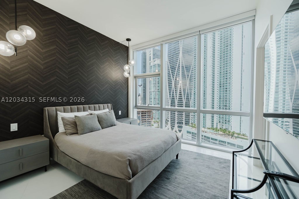 PARAMOUNT MIAMI WORLDCENT - Residential