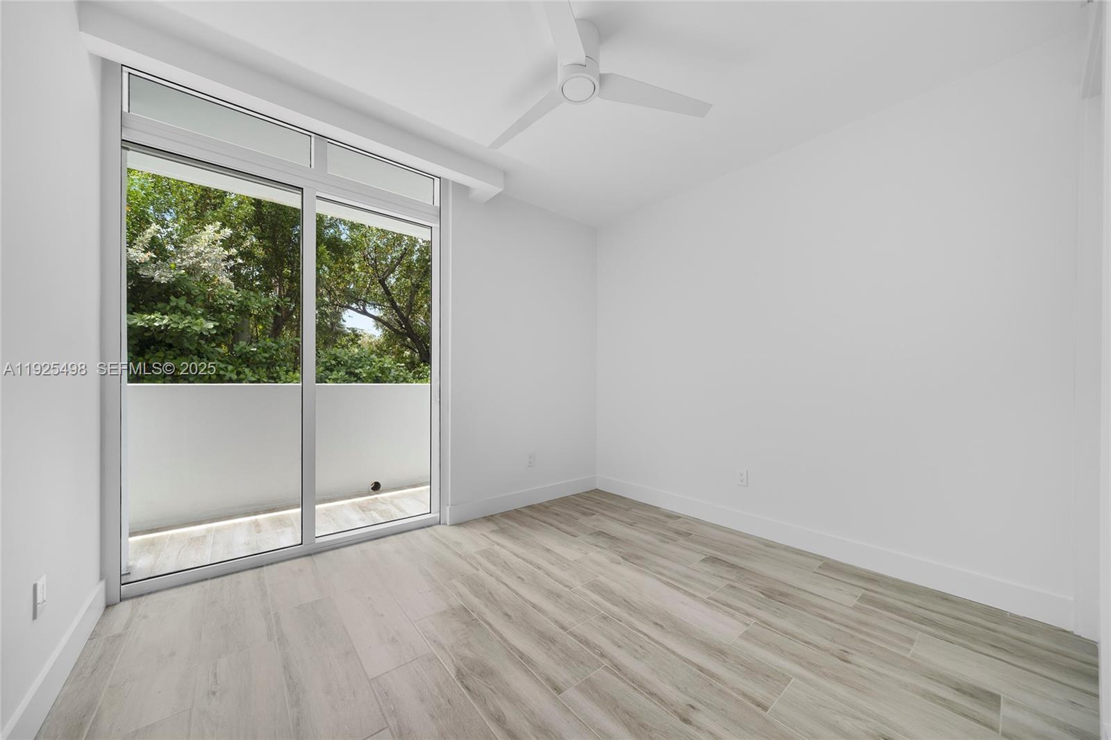 CONTINUUM ON SOUTH BEACH - Residential
