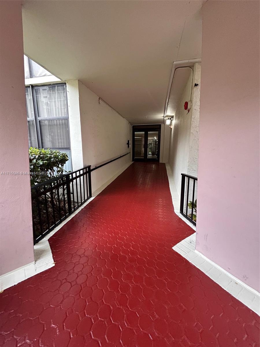 PLAZA OF AMERICAS CONDO P - Residential Lease