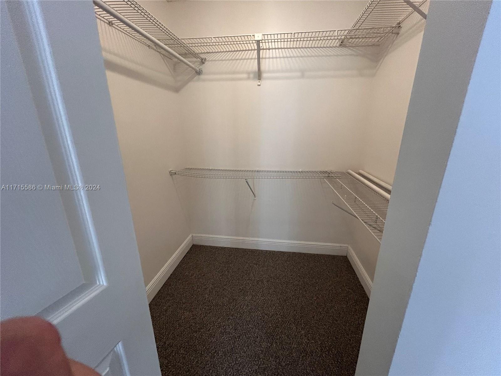 PLAZA OF AMERICAS CONDO P - Residential Lease