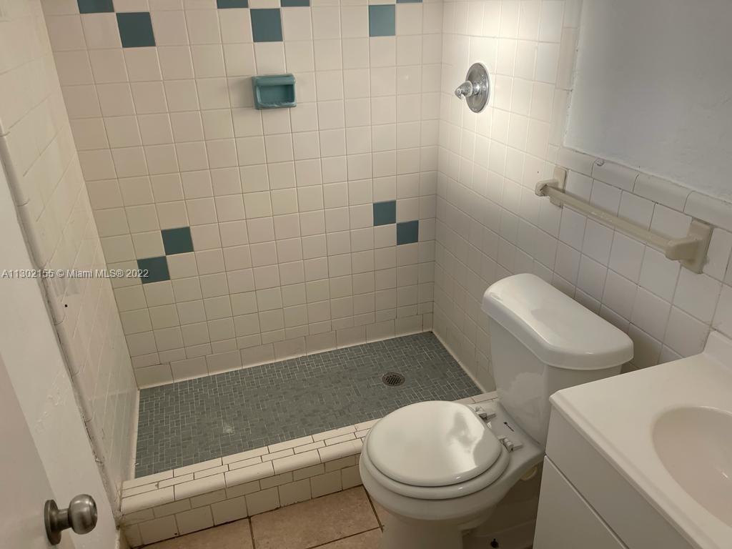 MONROE HEIGHTS - Residential Lease
