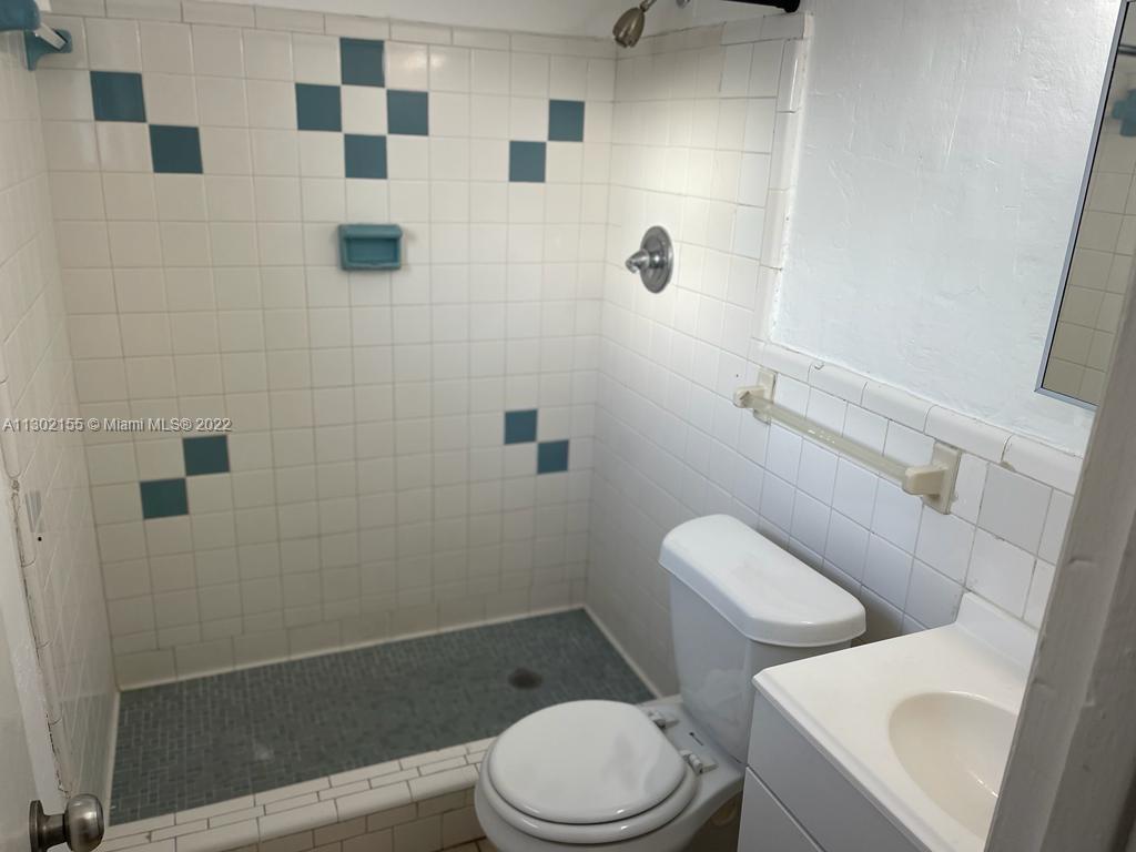 MONROE HEIGHTS - Residential Lease