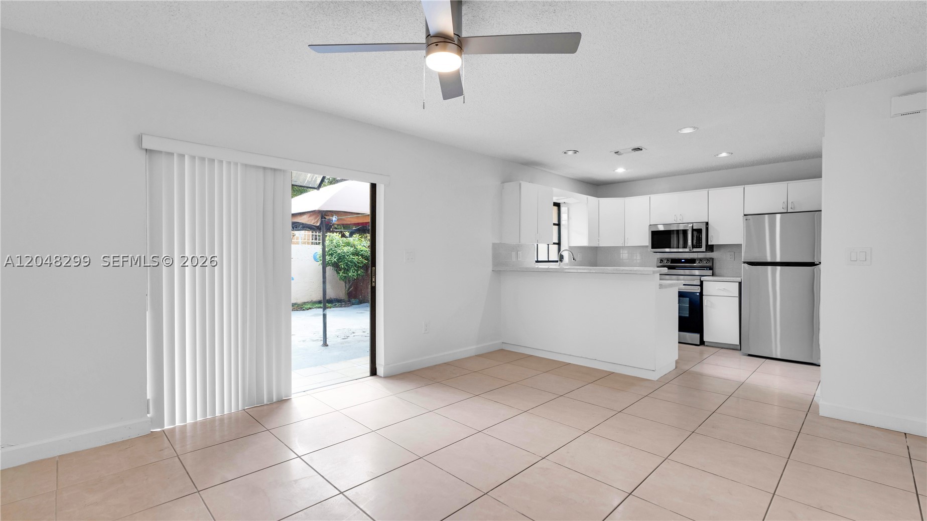 INGLEWOOD TOWNHOMES CONDO - Residential Lease