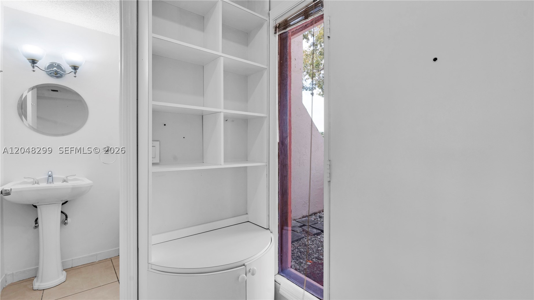 INGLEWOOD TOWNHOMES CONDO - Residential Lease