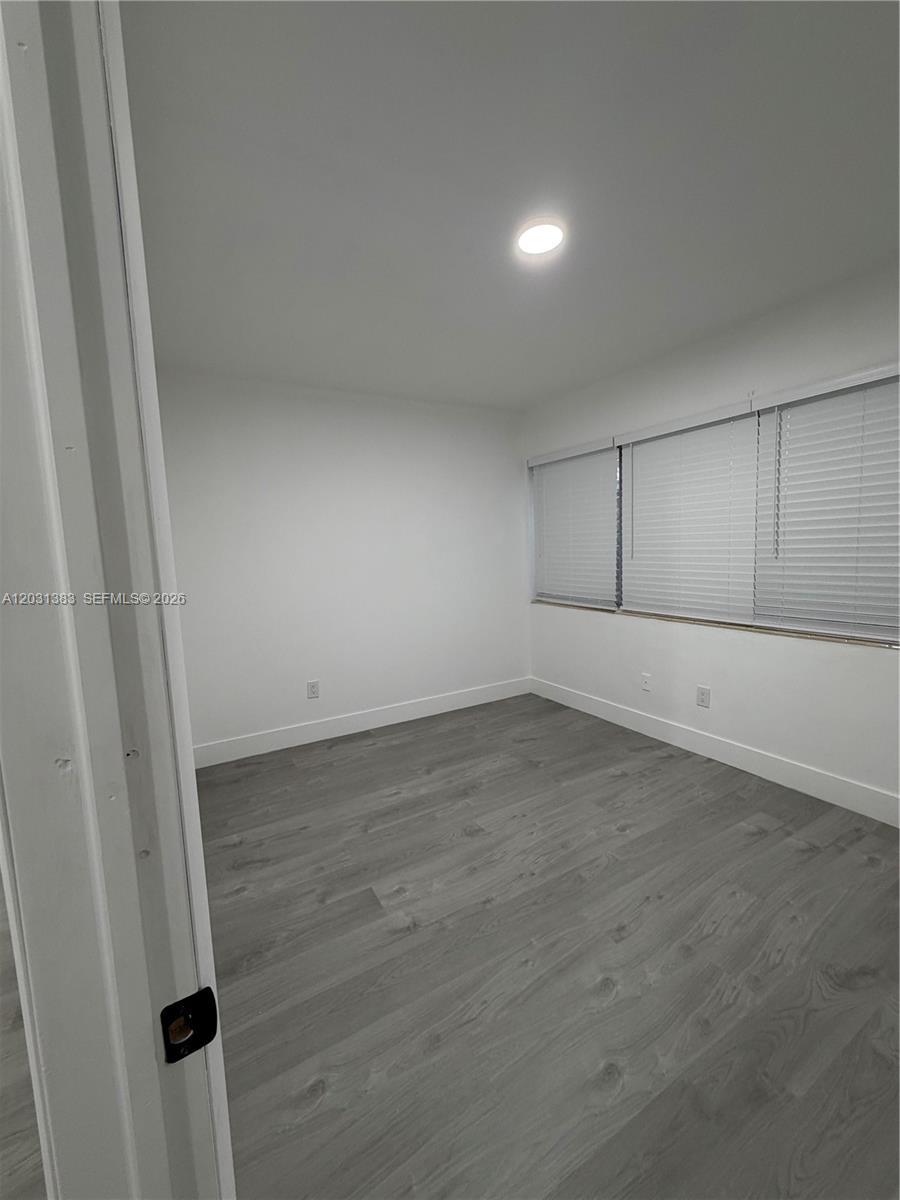 SEAWAY - Residential Lease