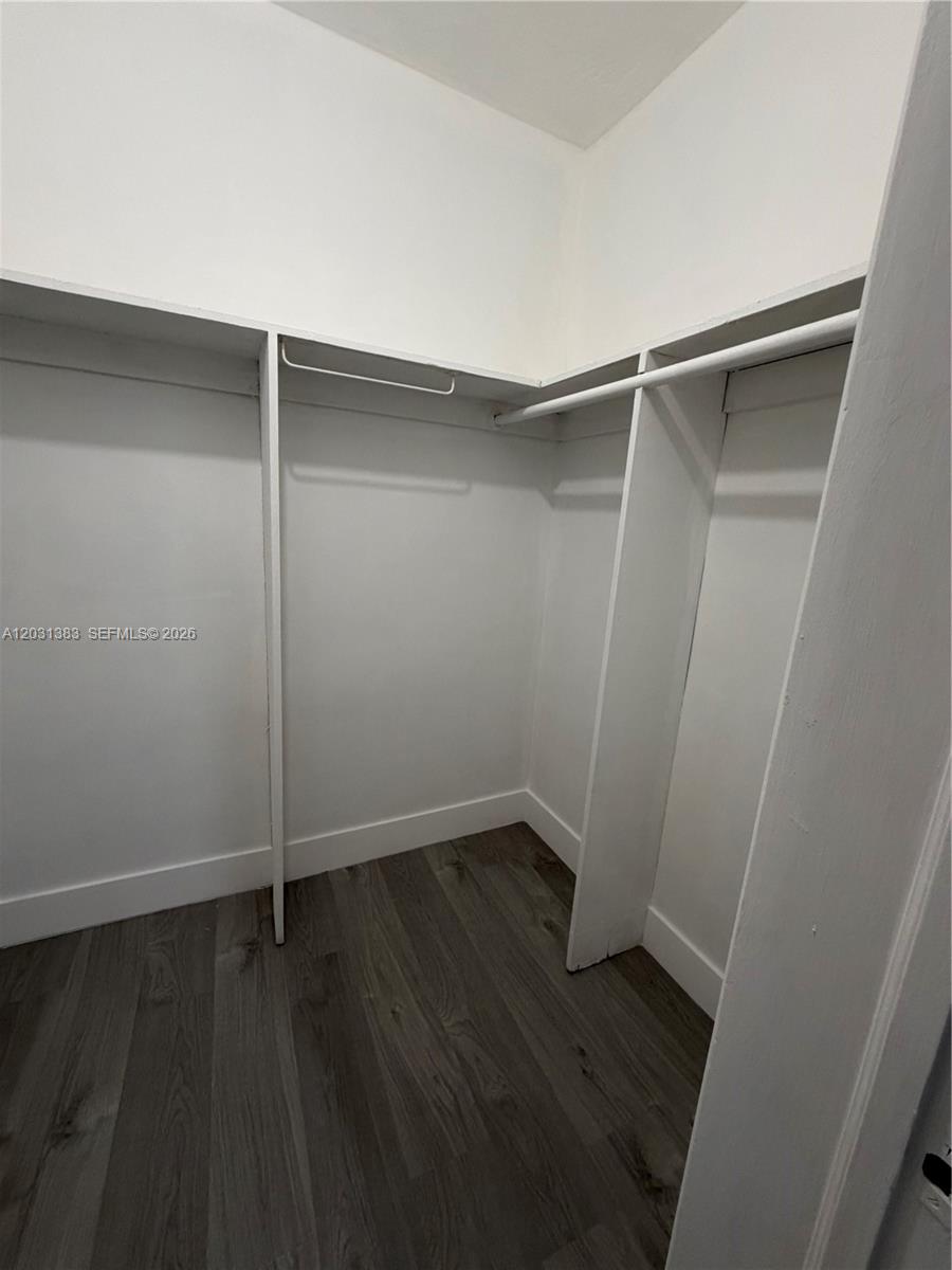 SEAWAY - Residential Lease