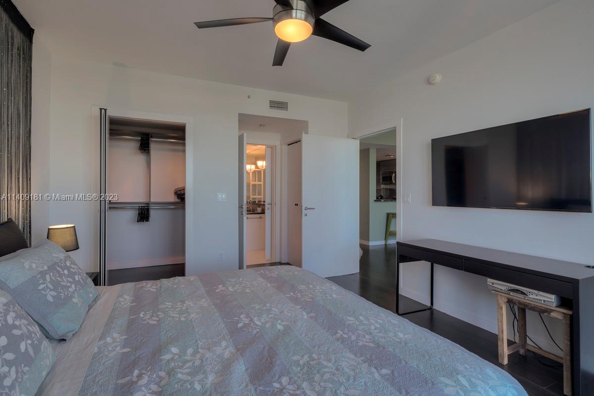 THE BENTLEY BAY CONDO - Residential Lease