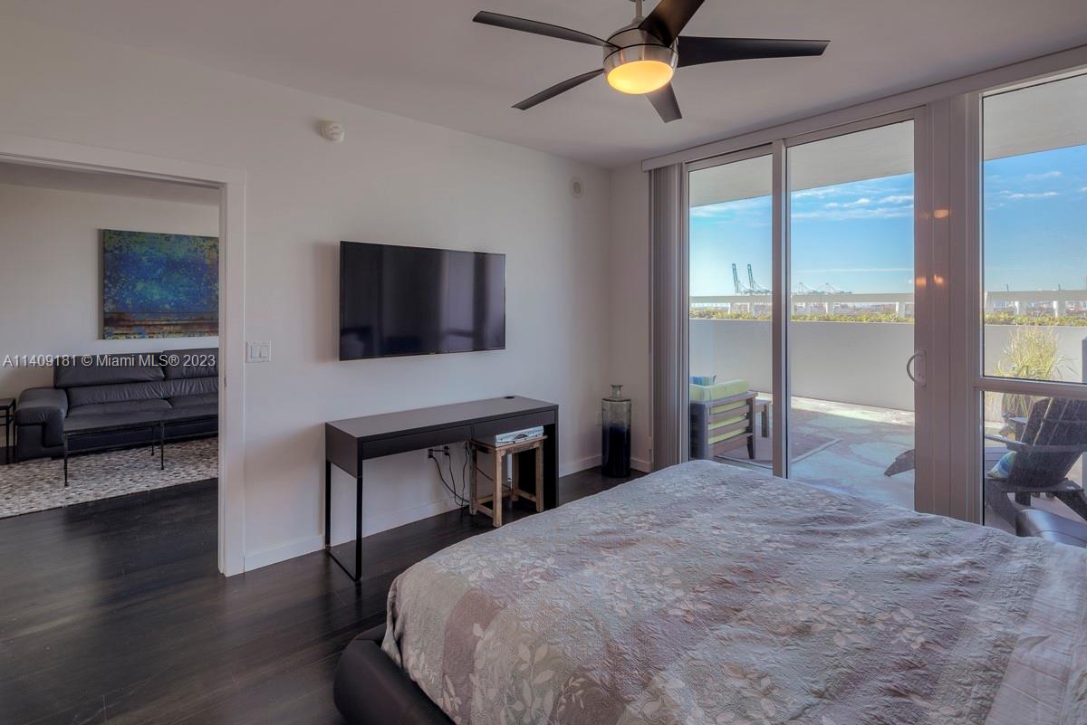 THE BENTLEY BAY CONDO - Residential Lease