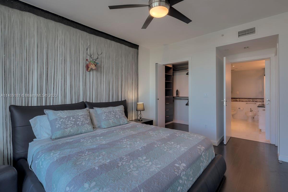 THE BENTLEY BAY CONDO - Residential Lease