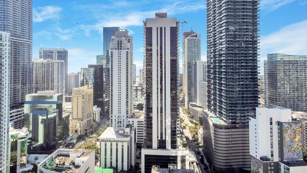 1010 BRICKELL CONDO - Residential Lease