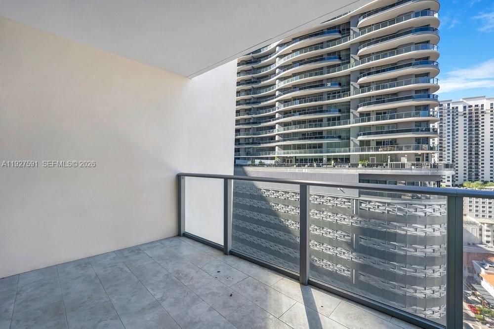 1010 BRICKELL CONDO - Residential Lease