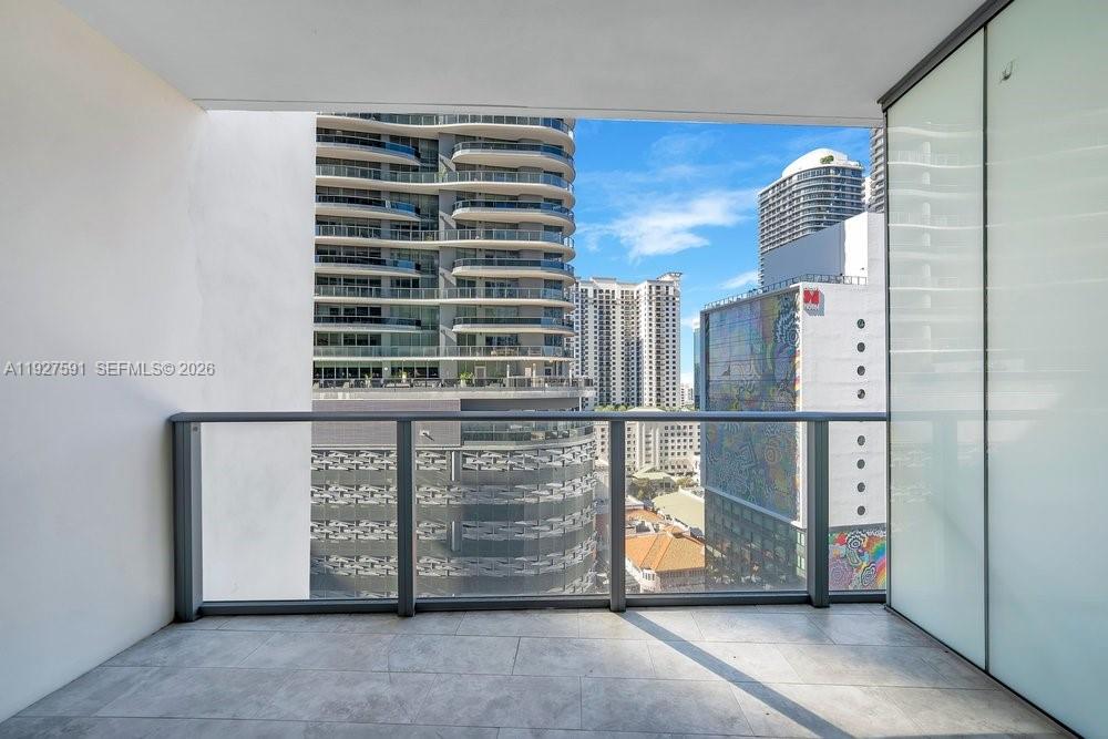 1010 BRICKELL CONDO - Residential Lease