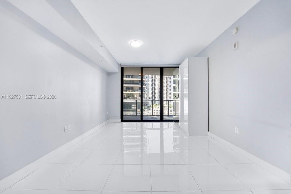 1010 BRICKELL CONDO - Residential Lease