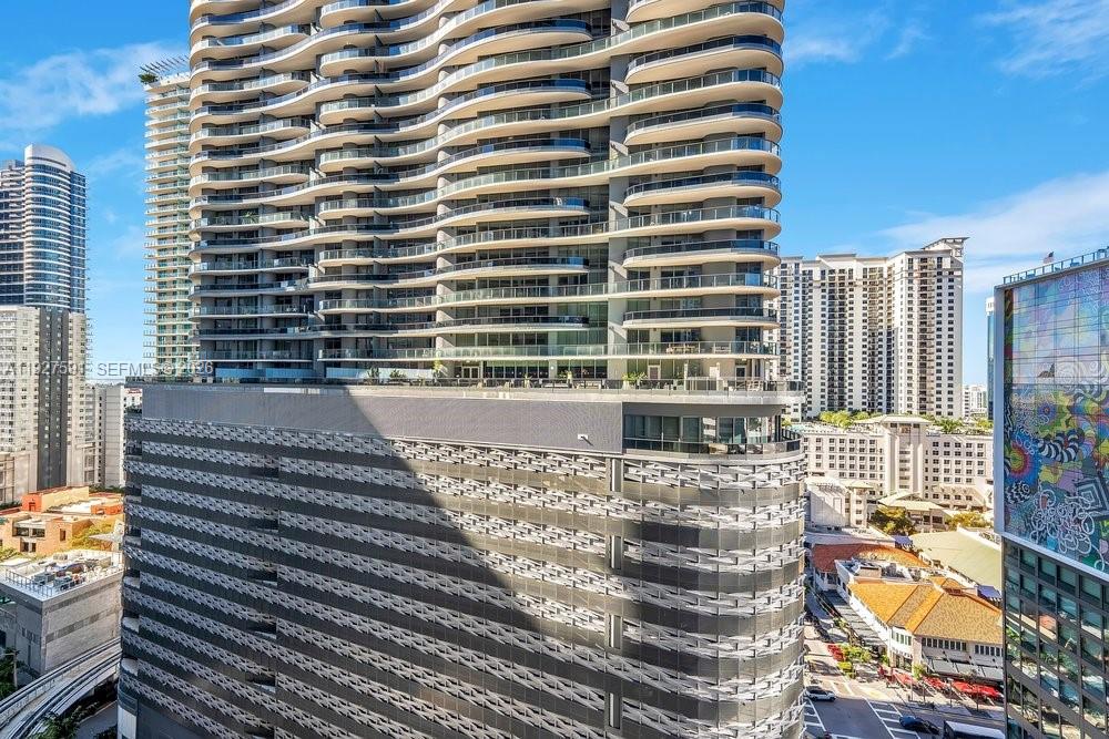 1010 BRICKELL CONDO - Residential Lease