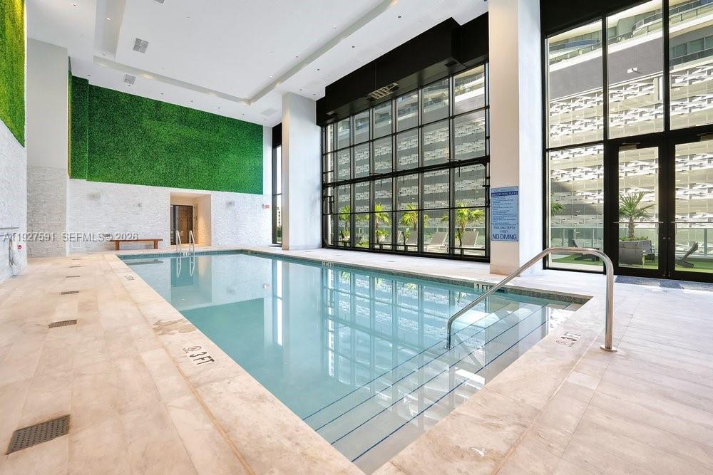 1010 BRICKELL CONDO - Residential Lease
